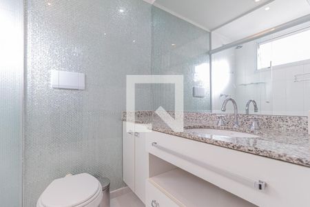 Apartamento para alugar com 80m², 2 quartos e 2 vagasBanheiro da suíte