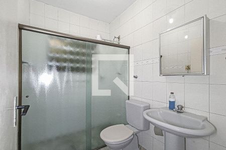 Casa à venda com 240m², 4 quartos e 2 vagasBanheiro 1