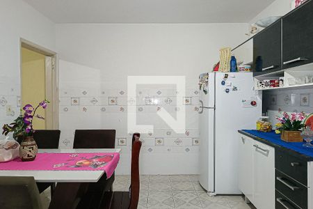 Casa à venda com 240m², 4 quartos e 2 vagasCozinha 3