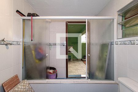 Casa à venda com 240m², 4 quartos e 2 vagasBanheiro 2