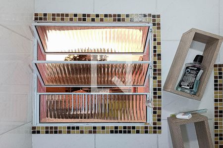 Casa à venda com 240m², 4 quartos e 2 vagasBanheiro 3