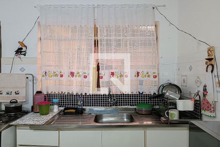 Casa à venda com 240m², 4 quartos e 2 vagasCozinha 3