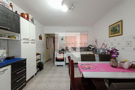 Casa à venda com 240m², 4 quartos e 2 vagasCozinha 3