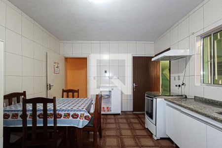 Casa à venda com 240m², 4 quartos e 2 vagasCozinha