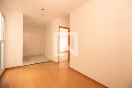 Sala de apartamento à venda com 2 quartos, 42m² em Protásio Alves, Porto Alegre