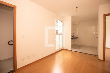 Sala de apartamento à venda com 2 quartos, 42m² em Protásio Alves, Porto Alegre