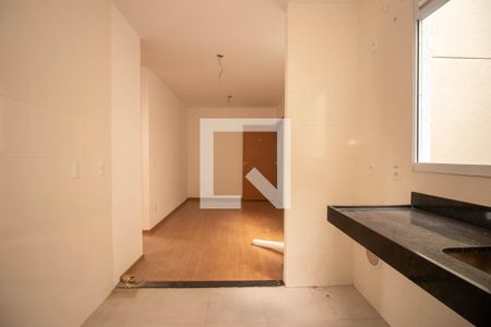 Apartamento à venda com 42m², 2 quartos e 1 vaga Apartamento à venda com 42m², 2 quartos e 1 vagaCozinha e Área de Serviço