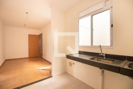 Apartamento à venda com 42m², 2 quartos e 1 vaga Apartamento à venda com 42m², 2 quartos e 1 vagaCozinha e Área de Serviço