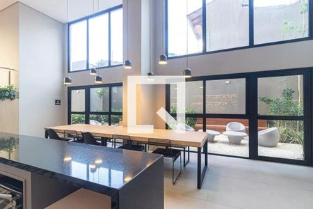 Apartamento à venda com 24m², 1 quarto e sem vagaÁrea comum 