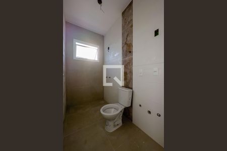 Casa à venda com 90m², 3 quartos e 1 vaga Casa à venda com 90m², 3 quartos e 1 vagaBanheiro