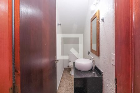 Casa à venda com 125m², 3 quartos e 4 vagasBanheiro 2