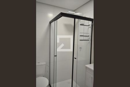 Banheiro Social de apartamento para alugar com 1 quarto, 25m² em Vila Mazzei, São Paulo