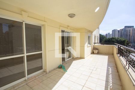 Varanda de apartamento para alugar com 3 quartos, 132m² em Vila Uberabinha, São Paulo