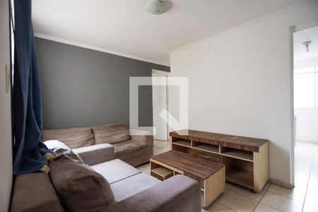 Sala 1 de apartamento para alugar com 2 quartos, 44m² em Chácara Roselândia, Cotia