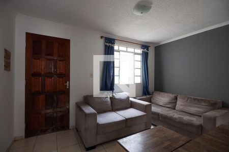 Sala  de apartamento para alugar com 2 quartos, 44m² em Chácara Roselândia, Cotia