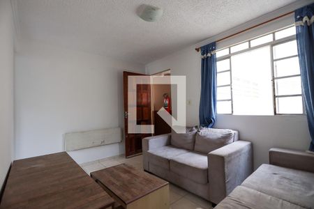 Sala  de apartamento para alugar com 2 quartos, 44m² em Chácara Roselândia, Cotia