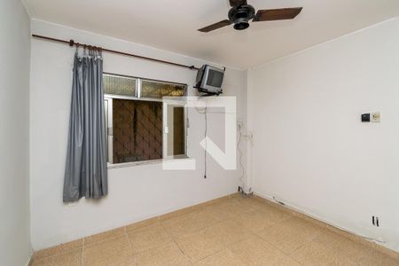 Quarto 1 de apartamento para alugar com 2 quartos, 50m² em Ramos, Rio de Janeiro
