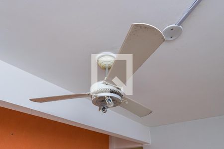 Sala de apartamento para alugar com 2 quartos, 50m² em Ramos, Rio de Janeiro