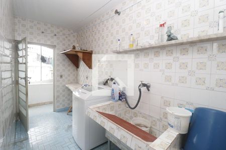 Casa à venda com 180m², 3 quartos e 4 vagasÁrea de Serviço