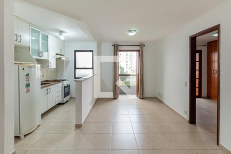 Sala de apartamento para alugar com 1 quarto, 42m² em Pinheiros, São Paulo