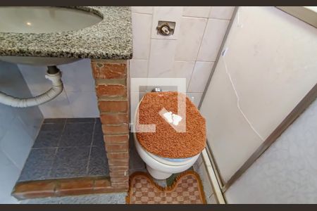 Casa à venda com 300m², 3 quartos e 2 vagas Casa à venda com 300m², 3 quartos e 2 vagasBanheiro 3