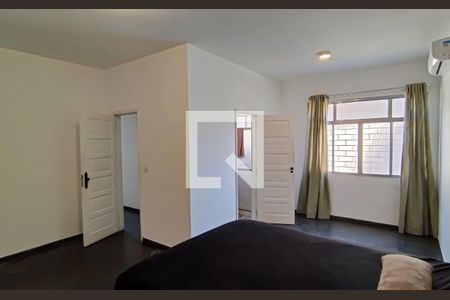 Casa à venda com 300m², 3 quartos e 2 vagas Casa à venda com 300m², 3 quartos e 2 vagasSala 2