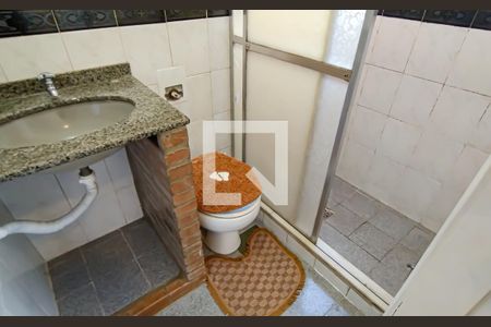 Casa à venda com 300m², 3 quartos e 2 vagas Casa à venda com 300m², 3 quartos e 2 vagasBanheiro 3