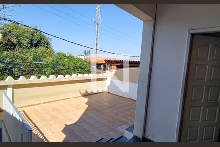 Casa à venda com 300m², 3 quartos e 2 vagas Casa à venda com 300m², 3 quartos e 2 vagasÁrea comum