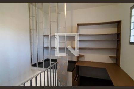 Casa à venda com 300m², 3 quartos e 2 vagas Casa à venda com 300m², 3 quartos e 2 vagasQuarto 2