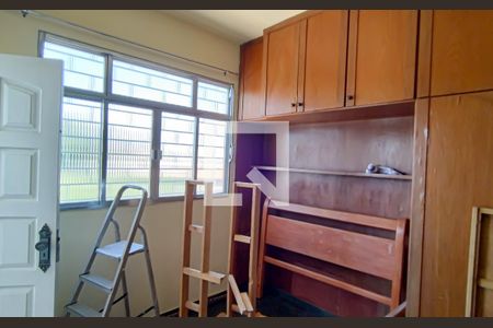 Casa à venda com 300m², 3 quartos e 2 vagas Casa à venda com 300m², 3 quartos e 2 vagasQuarto 3