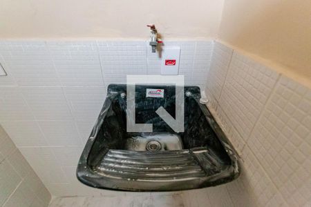 Casa para alugar com 50m², 2 quartos e 1 vagaÁrea de Serviço