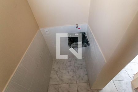 Casa para alugar com 50m², 2 quartos e 1 vagaÁrea de Serviço