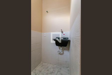 Casa para alugar com 50m², 2 quartos e 1 vagaÁrea de Serviço