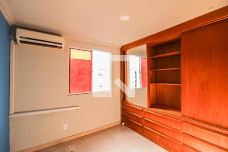 Quarto 1 de apartamento para alugar com 2 quartos, 42m² em Bom Pastor, Belford Roxo