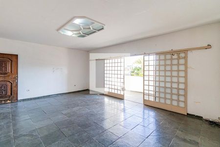 Sala de casa para alugar com 3 quartos, 160m² em Jardim Guarau, São Paulo