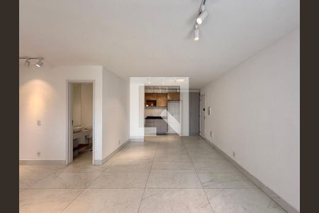 Sala de apartamento para alugar com 2 quartos, 83m² em Santo Amaro, São Paulo