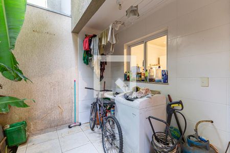 Casa à venda com 115m², 3 quartos e 2 vagasÁrea de Serviço