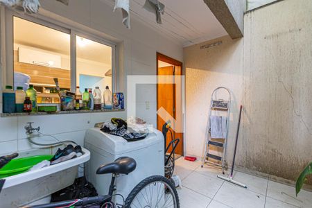 Casa à venda com 115m², 3 quartos e 2 vagasÁrea de Serviço