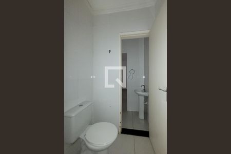 Banheiro de casa para alugar com 1 quarto, 30m² em São João Climaco, São Paulo