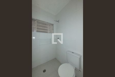 Banheiro de casa para alugar com 1 quarto, 30m² em São João Climaco, São Paulo