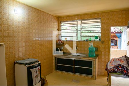 Casa à venda com 120m², 2 quartos e 3 vagascozinha