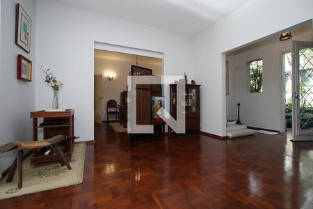 Sala de Visita de casa à venda com 4 quartos, 258m² em Sumaré, São Paulo