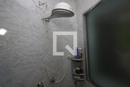 Casa à venda com 258m², 4 quartos e 6 vagas Casa à venda com 258m², 4 quartos e 6 vagasBanheiro 2 Corredor