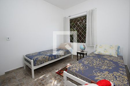 Casa à venda com 258m², 4 quartos e 6 vagas Casa à venda com 258m², 4 quartos e 6 vagasQuarto 1