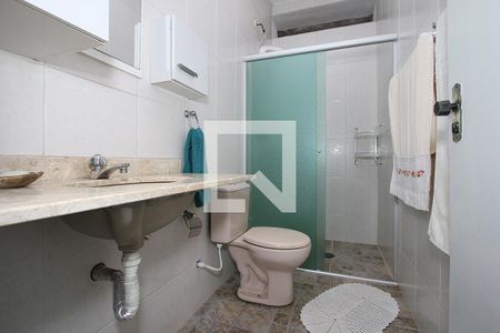 Casa à venda com 258m², 4 quartos e 6 vagas Casa à venda com 258m², 4 quartos e 6 vagasBanheiro 1 Corredor