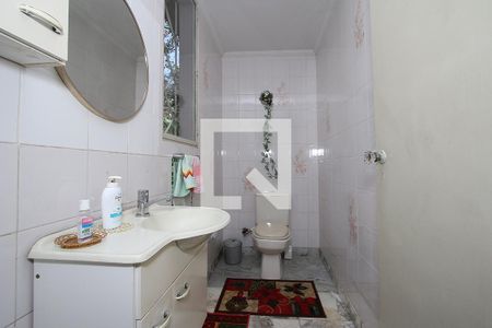 Casa à venda com 258m², 4 quartos e 6 vagas Casa à venda com 258m², 4 quartos e 6 vagasLavabo Social