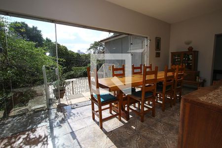 Casa à venda com 258m², 4 quartos e 6 vagas Casa à venda com 258m², 4 quartos e 6 vagasSala de Almoço