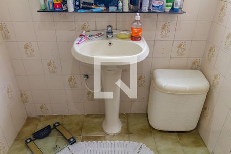 Apartamento à venda com 80m², 2 quartos e sem vagaBanheiro