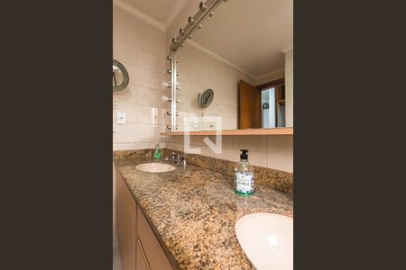 Apartamento para alugar com 190m², 4 quartos e 2 vagasBanheiro da Suíte 2