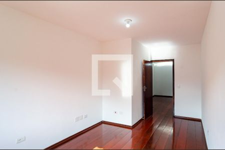 Suíte 1 de casa para alugar com 2 quartos, 80m² em Vila Babilônia, São Paulo